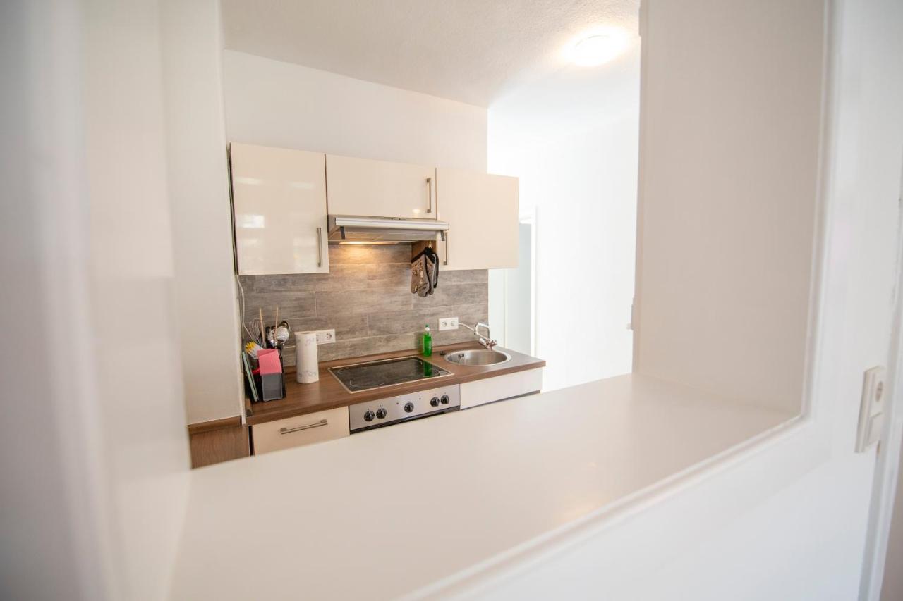 Apartment Mit Kleinem Innenhof Im Erdgeschoss Fuer Bis Zu 4 Personen كلوتن المظهر الخارجي الصورة
