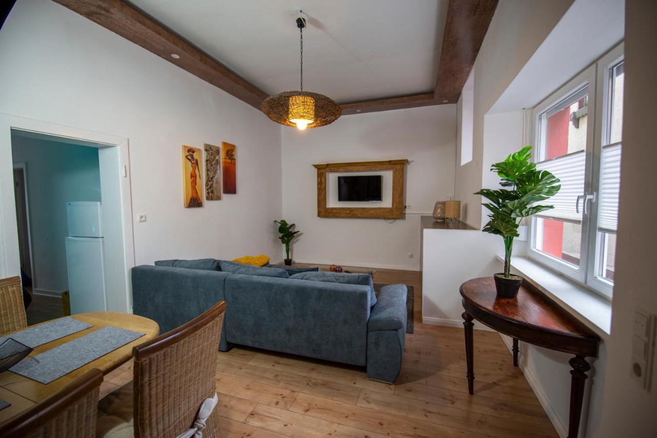 Apartment Mit Kleinem Innenhof Im Erdgeschoss Fuer Bis Zu 4 Personen كلوتن المظهر الخارجي الصورة